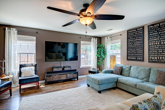 232SturtonDr