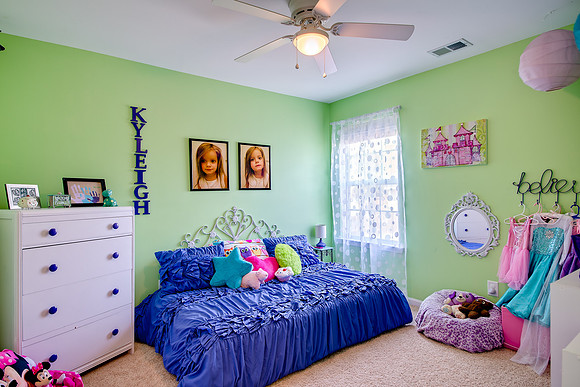 232SturtonDr